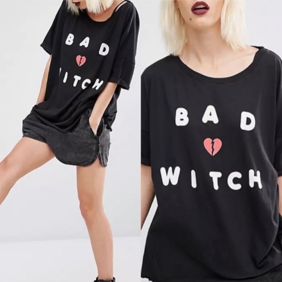 Wildfox Black Bad Witch Halloween Graphic Relaxed Retro T Shirt - Picture 3 of 10